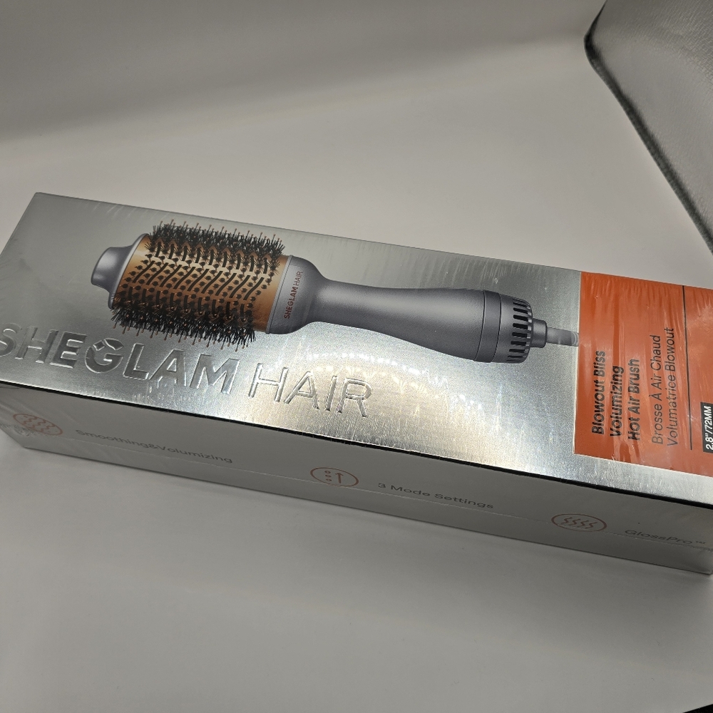 SheGlam Blowout Bliss Volumizing Hot Air Brush
